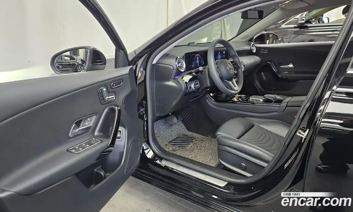 Mercedes-Benz A-Class 2020 2.0 гидро в Москве № 141583, фото 10
