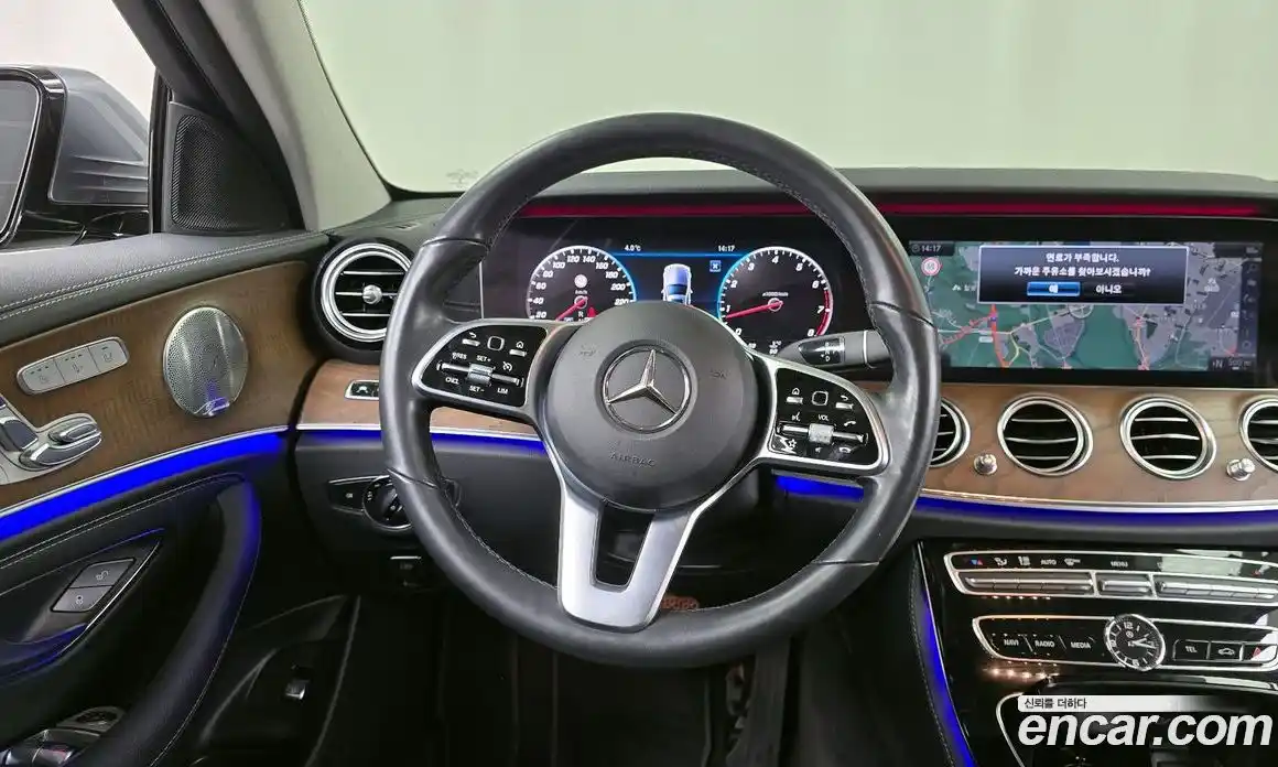 Mercedes-Benz E-Class 2019 2.0 гидро в Москве, фото 13