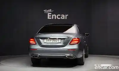 Mercedes-Benz E-Class 2019 2.0 гидро в Москве, миниатюра 4