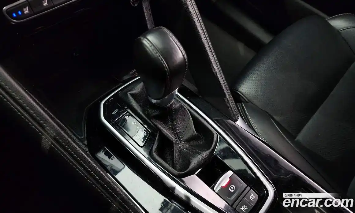 Renault QM6 2021 2.0 гидро в Москве № 147544, фото 9