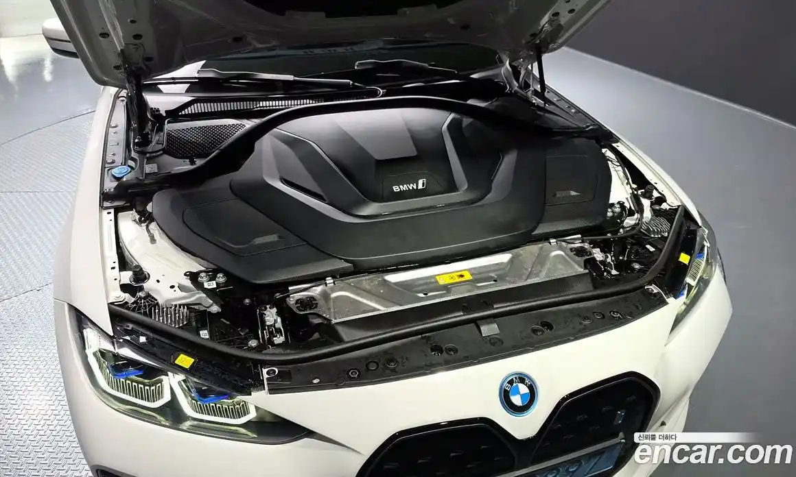 BMW i4 2023 0.2 гидро в Москве № 156860, фото 6
