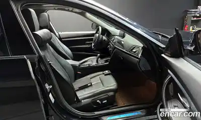 BMW 3-Series 2018 2.0 Автомат в Москве № 158416, миниатюра 10