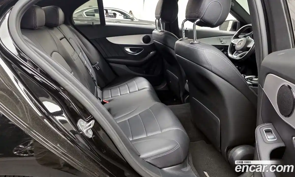 Mercedes-Benz C-Class 2018 2.0 гидро в Москве № 160323, фото 12