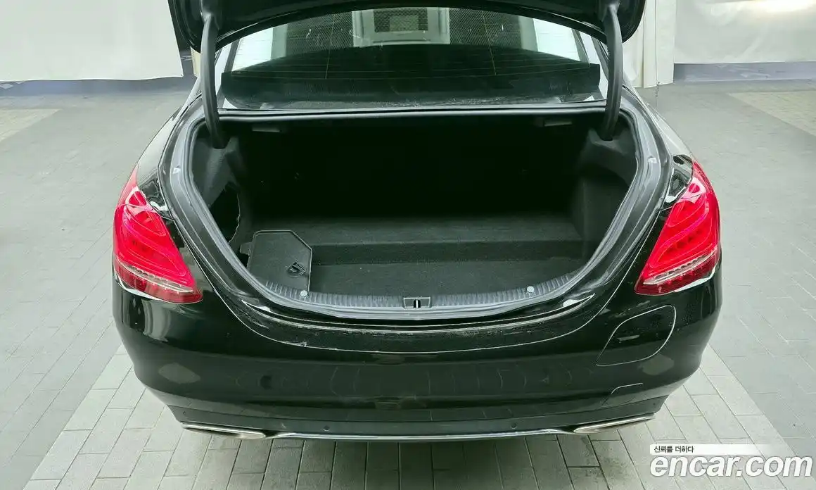 Mercedes-Benz C-Class 2018 2.0 гидро в Москве № 160323, фото 20