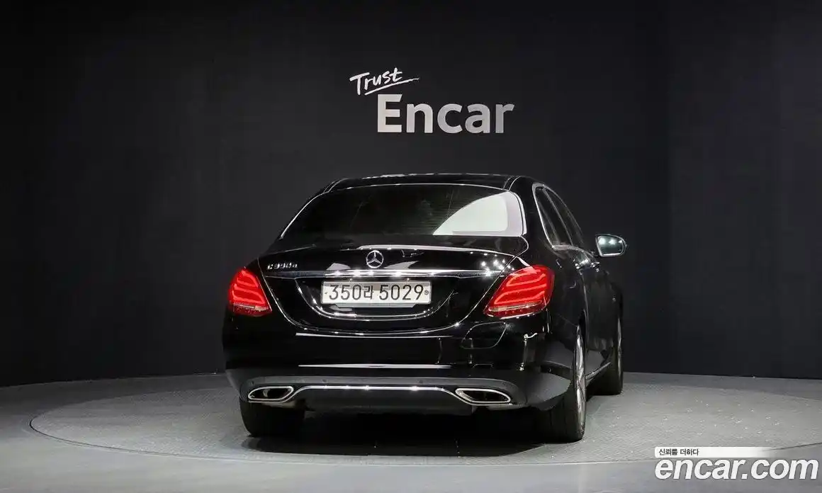 Mercedes-Benz C-Class 2018 2.0 гидро в Москве № 160323, фото 4