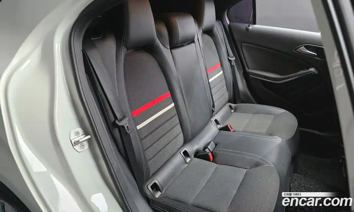 Mercedes-Benz A-Class 2015 1.5 гидро в Москве № 161724, фото 12