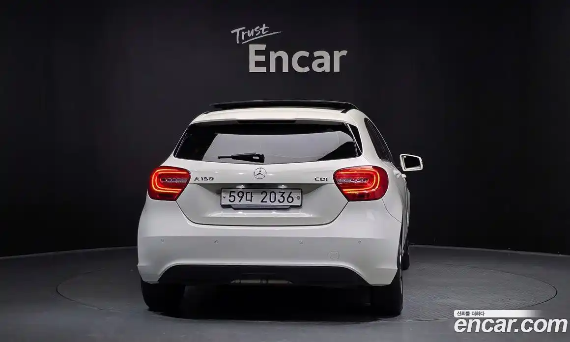 Mercedes-Benz A-Class 2015 1.5 гидро в Москве № 161724, фото 4