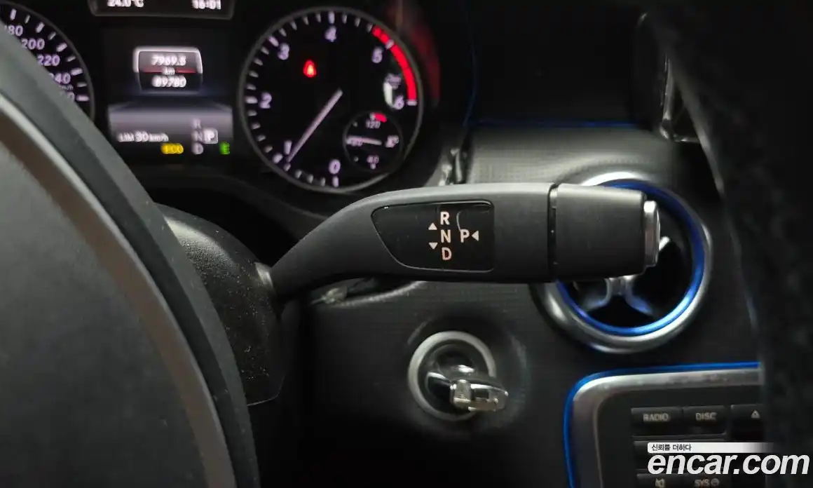 Mercedes-Benz A-Class 2015 1.5 гидро в Москве № 161724, фото 9