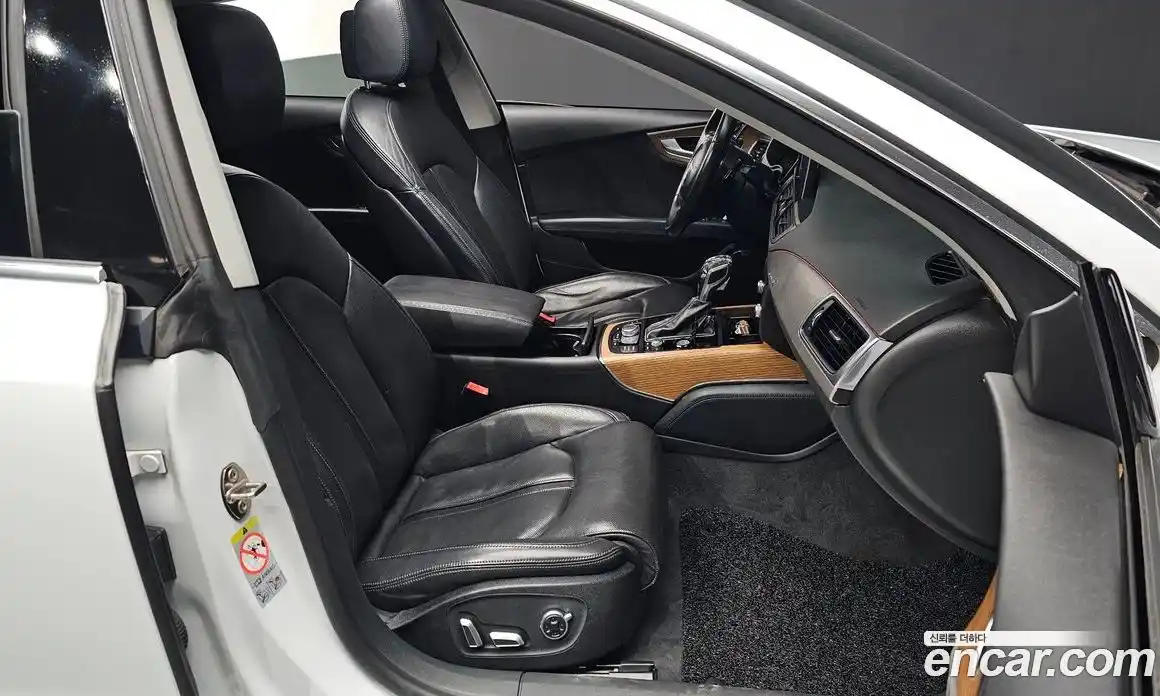 Audi A7 2015 3.0 гидро в Москве № 163662, фото 12