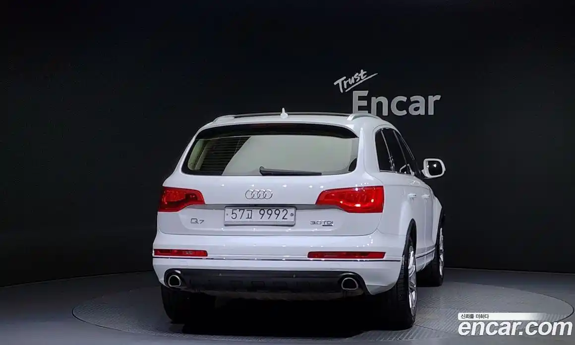 Audi Q7 2013 3.0 гидро в Москве № 163844, фото 4