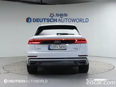Audi Q8 2021 3.0 гидро в Москве № 163984, миниатюра 4