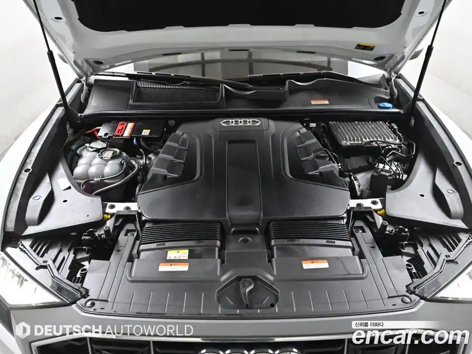 Audi Q8 2021 3.0 гидро в Москве № 163984, фото 6
