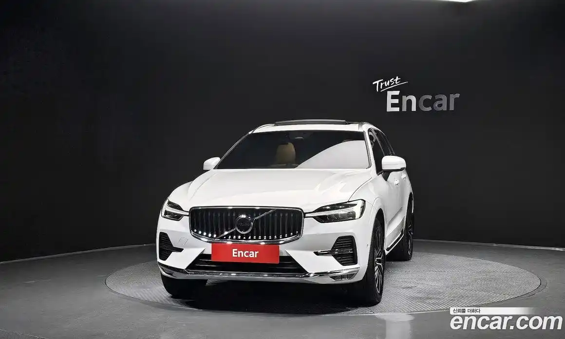 Volvo XC60 2024 2.0 гидро в Москве № 164173, фото 3