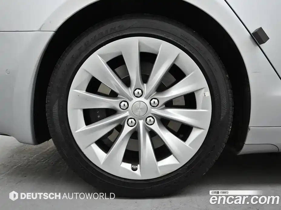 Tesla Model S 2017 гидро в Москве № 167781, фото 5