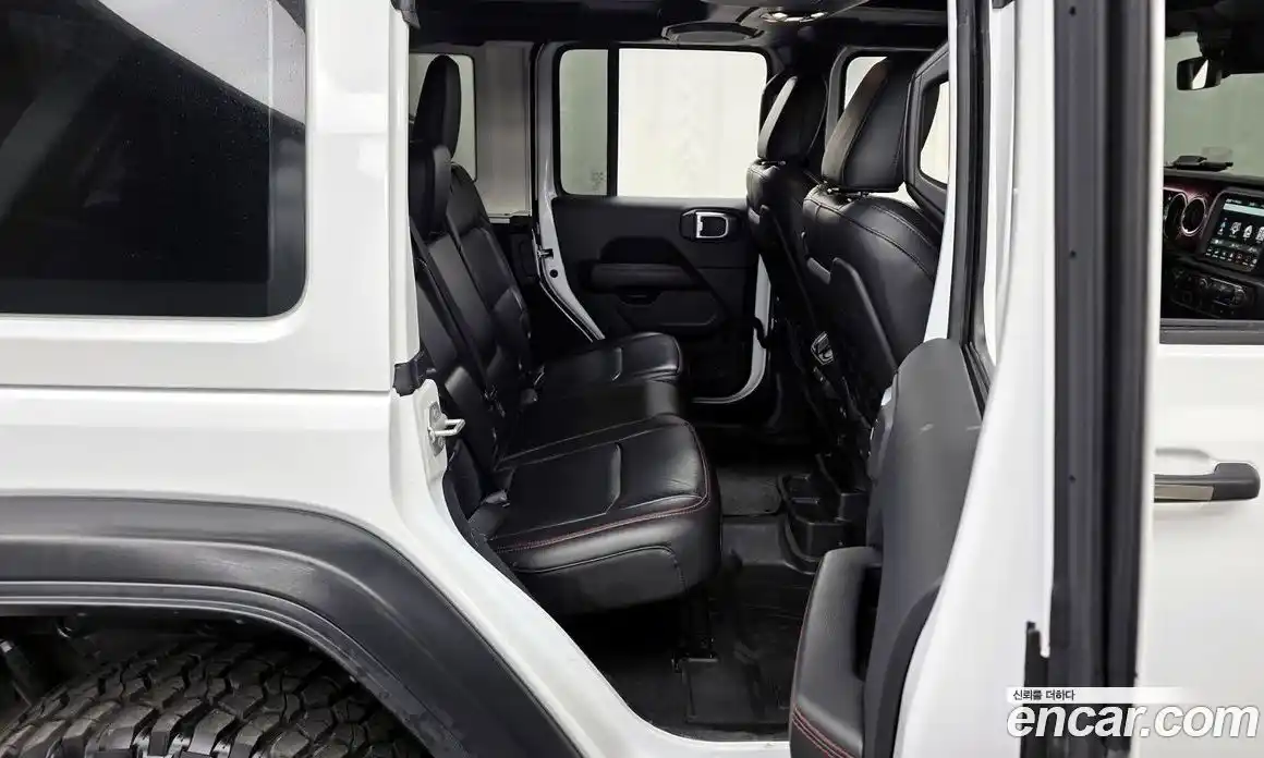 Jeep Wrangler 2023 2.0 гидро в Москве № 169327, фото 12