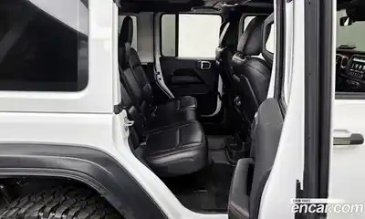 Jeep Wrangler 2023 2.0 гидро в Москве № 169327, миниатюра 12