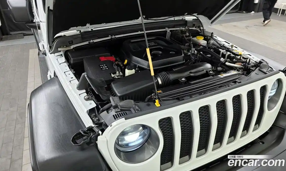 Jeep Wrangler 2023 2.0 гидро в Москве № 169327, фото 6