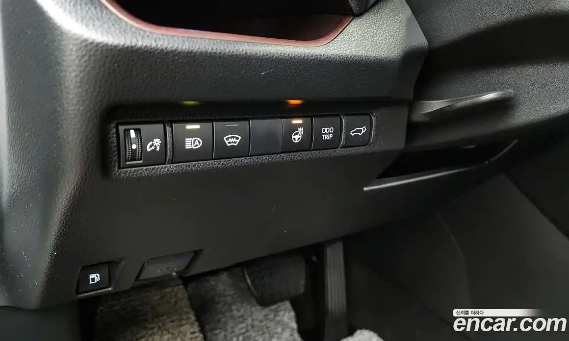Toyota RAV4 2024 2.5 гидро в Москве № 170173, фото 16