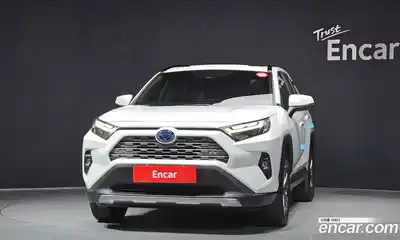 Toyota RAV4 2024 2.5 гидро в Москве № 170173, миниатюра 3