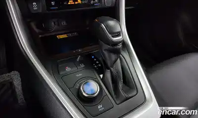 Toyota RAV4 2024 2.5 гидро в Москве № 170173, миниатюра 9