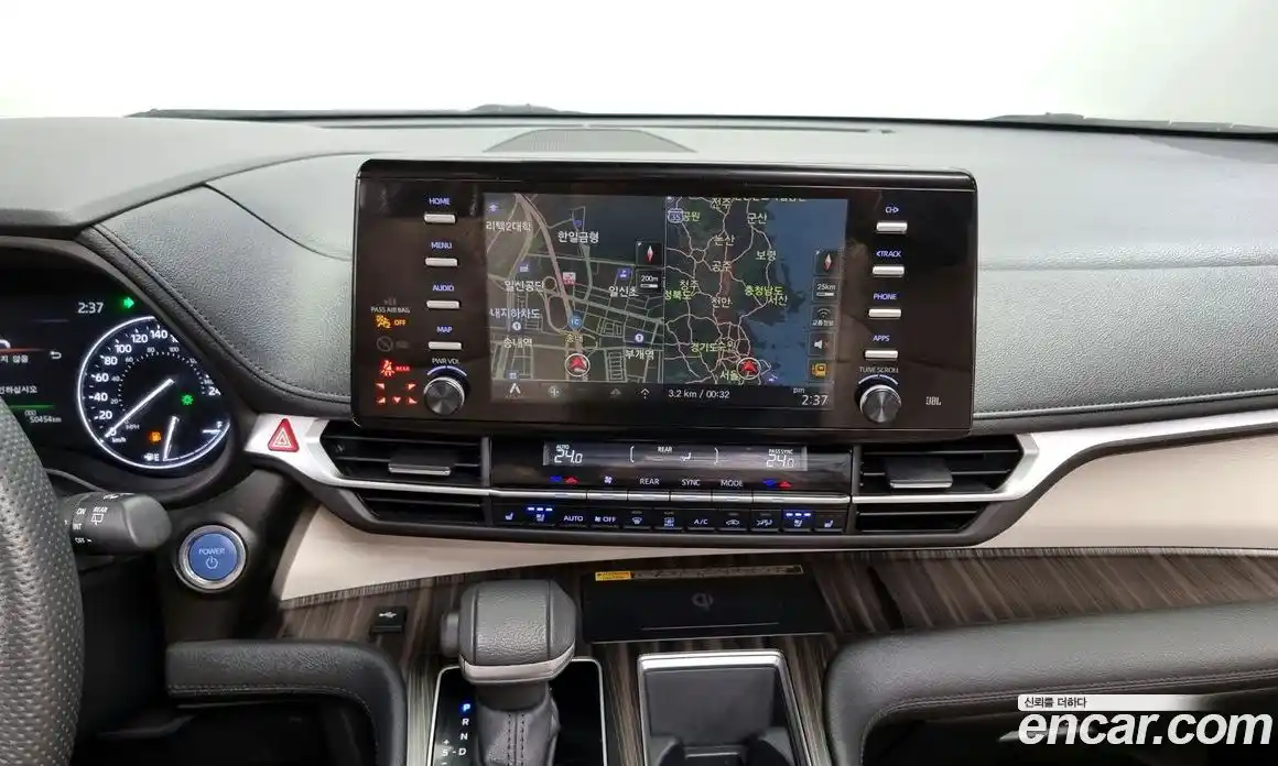 Toyota Sienna 2023 2.5 гидро в Москве № 170240, фото 15