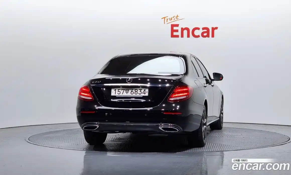 Mercedes-Benz E-Class 2020 2.0 гидро, фото 4