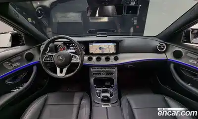 Mercedes-Benz E-Class 2020 2.0 гидро, миниатюра 7