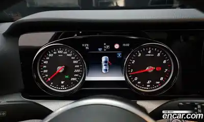 Mercedes-Benz E-Class 2020 2.0 гидро, миниатюра 8