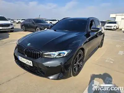 BMW 3-Series, 2023