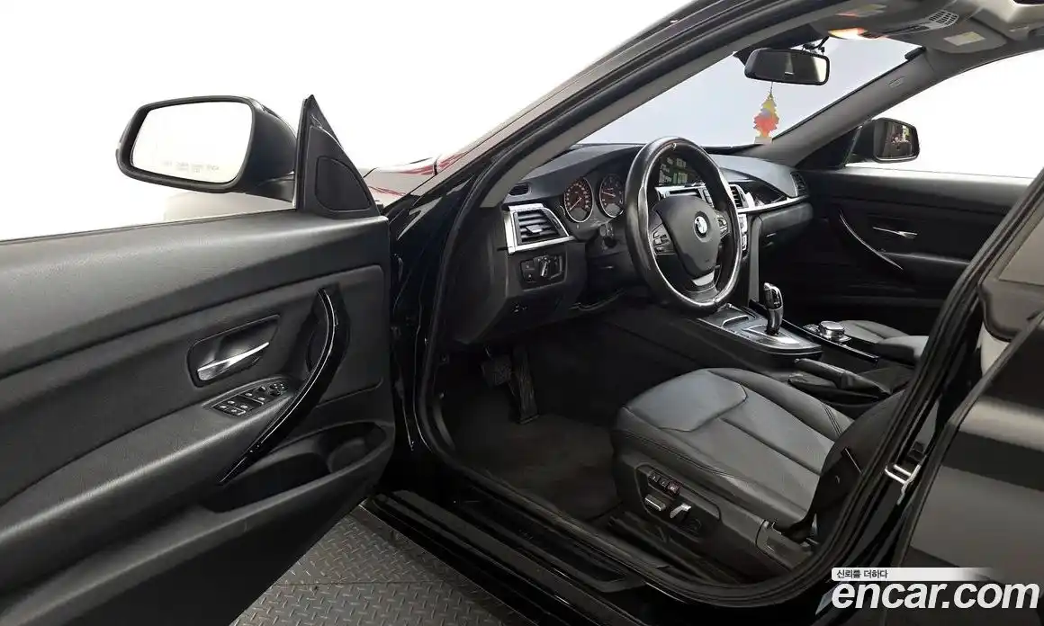 BMW 3-Series 2018 2.0 гидро в Москве № 192086, фото 10