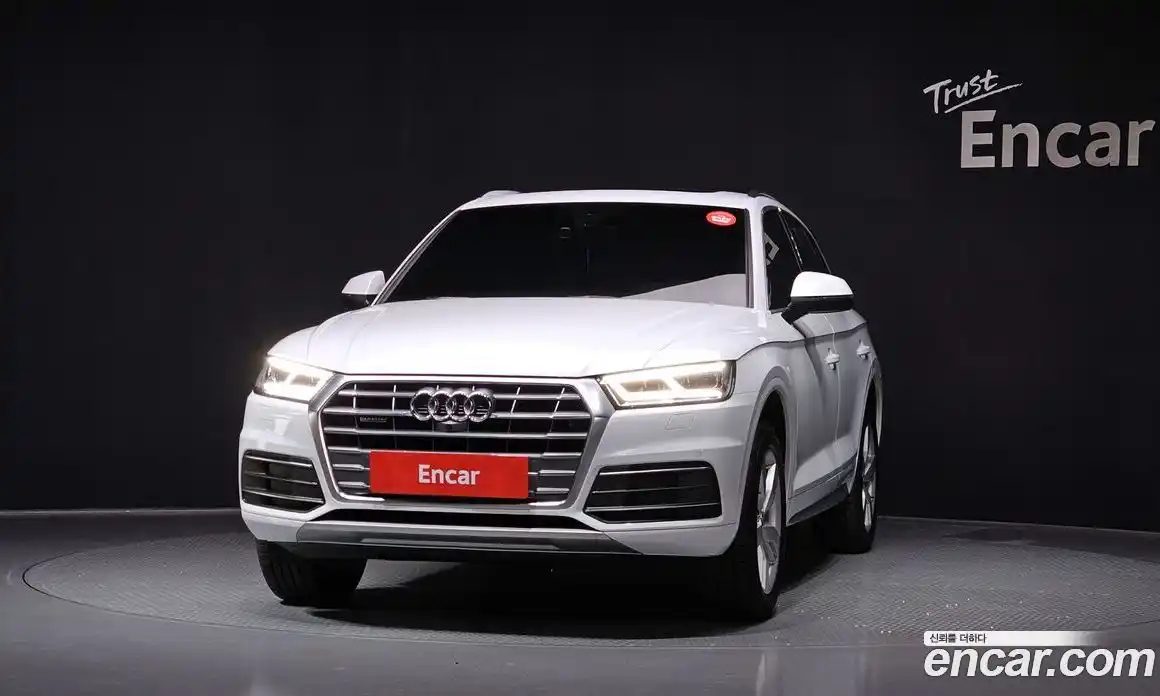Audi Q5 2020 2.0 гидро в Москве № 193814, фото 3