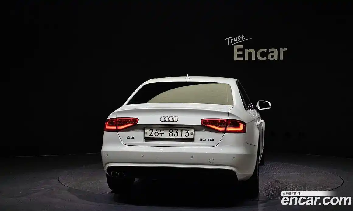 Audi A4 2014 2.0 гидро в Москве № 196699, фото 4