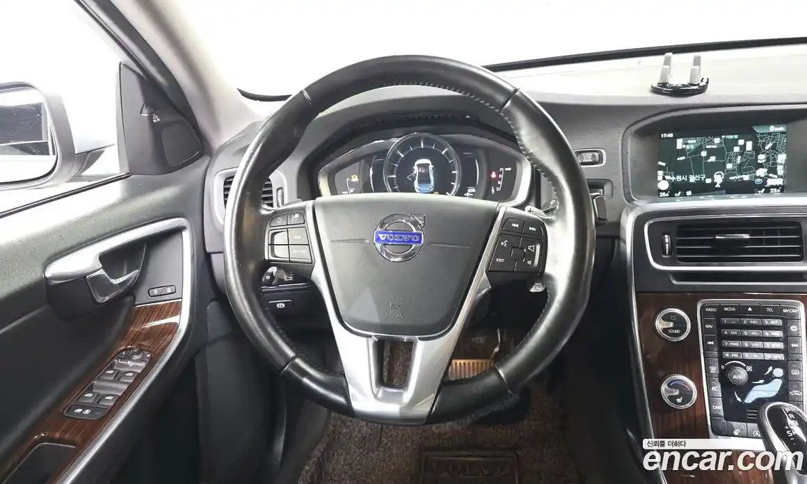 Volvo S60 2016 2.0 гидро в Москве № 197001, фото 13