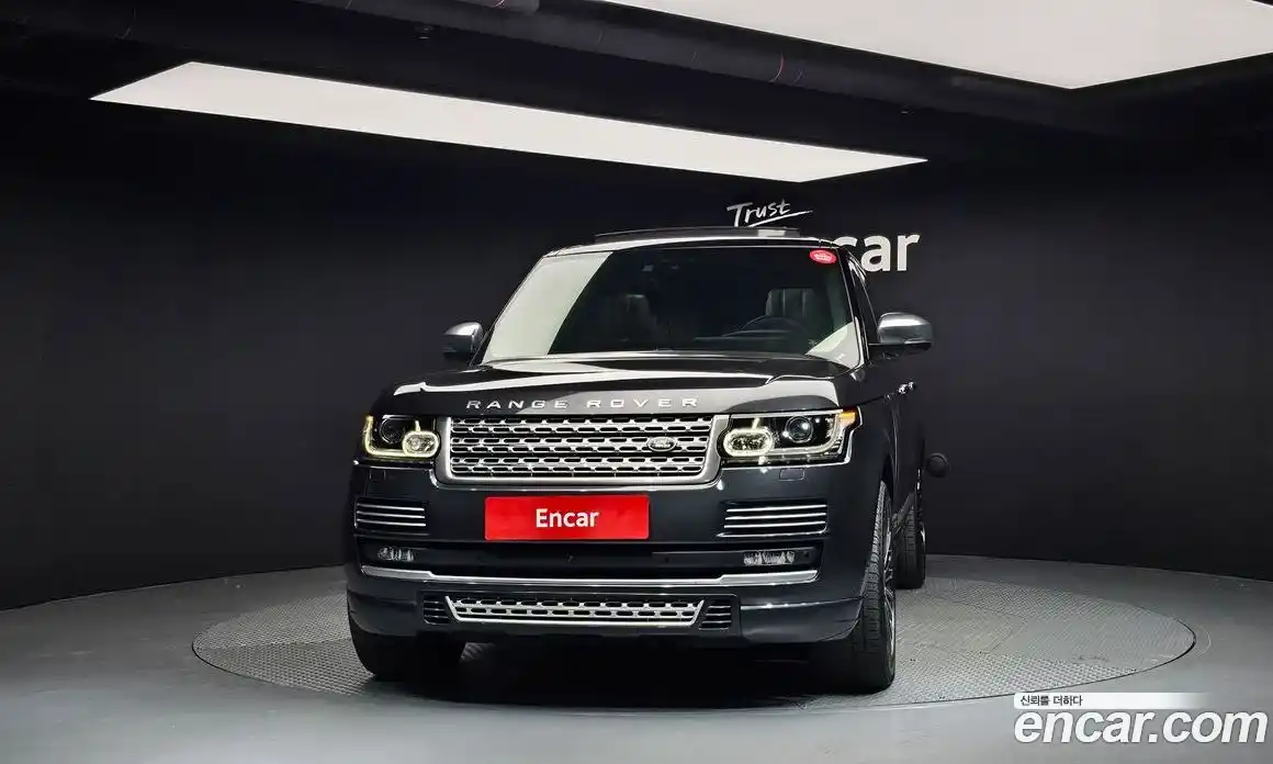 Land Rover Range-Rover 2017 4.4 гидро в Москве № 198133, фото 3
