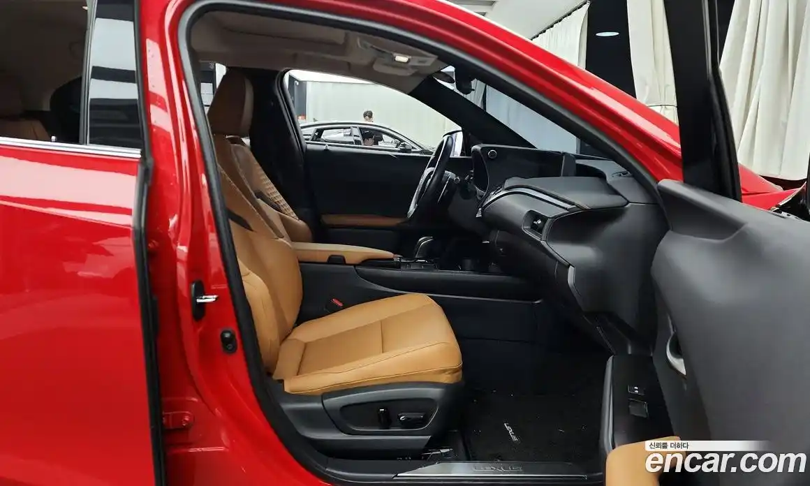 Lexus UX 2022 0.2 гидро в Москве № 198757, фото 10