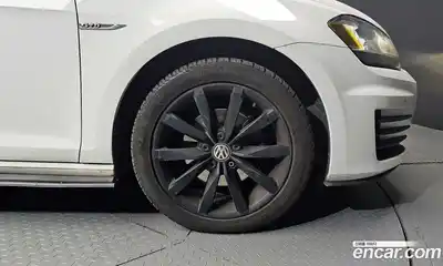 Volkswagen Golf 2015 2.0 гидро в Москве № 199132, миниатюра 5