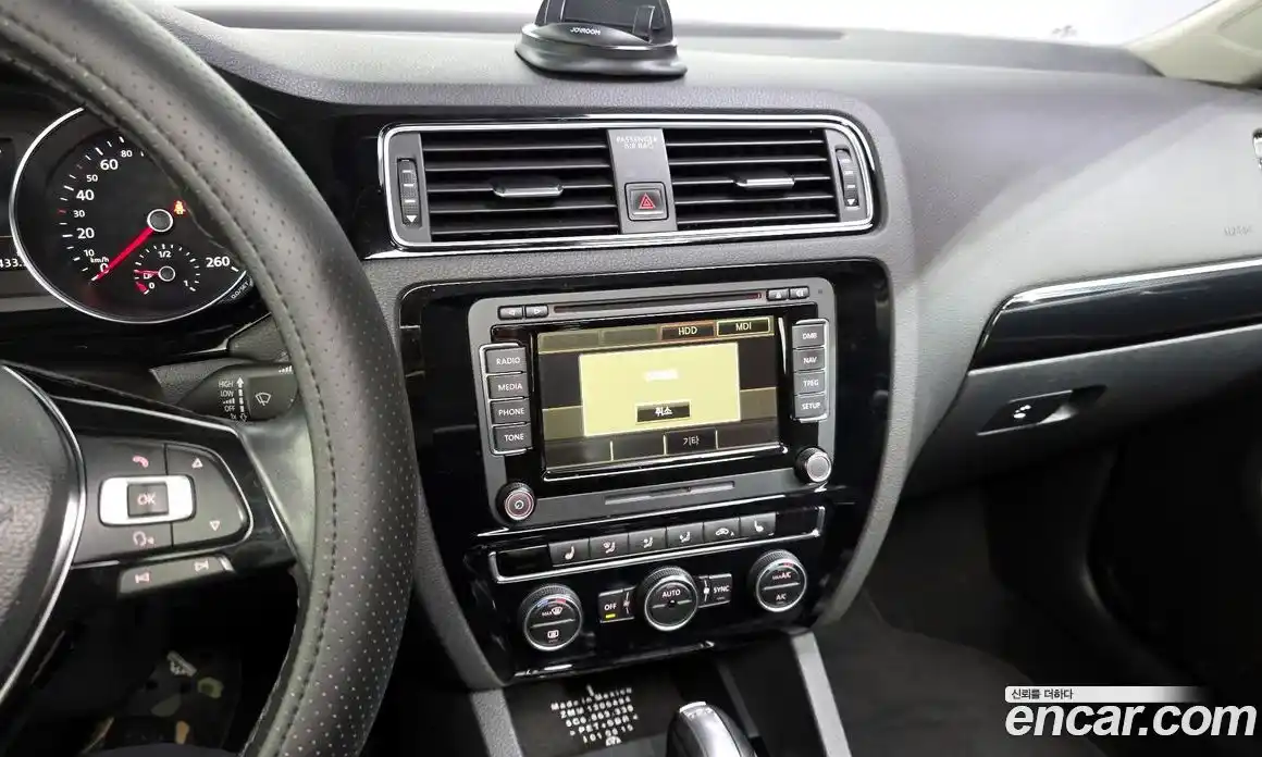 Volkswagen Jetta 2015 2.0 гидро в Москве № 199136, фото 15