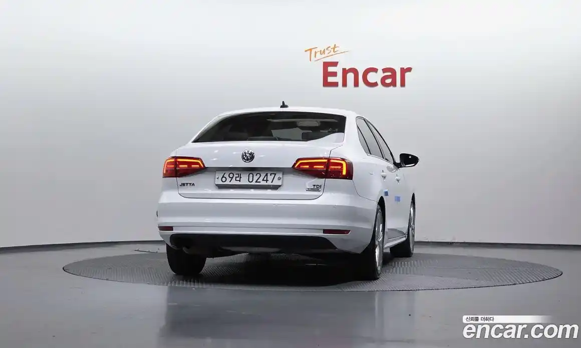 Volkswagen Jetta 2015 2.0 гидро в Москве № 199136, фото 4