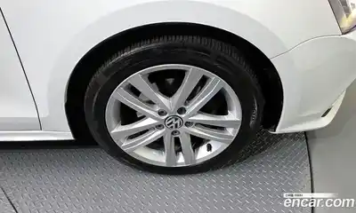 Volkswagen Jetta 2015 2.0 гидро в Москве № 199136, миниатюра 5