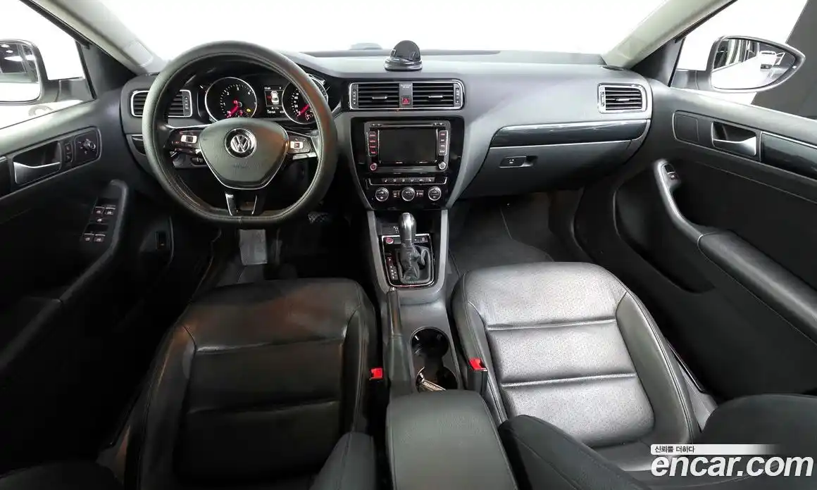 Volkswagen Jetta 2015 2.0 гидро в Москве № 199136, фото 7
