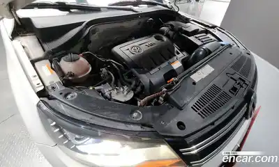 Volkswagen Tiguan 2011 2.0 гидро в Москве № 199166, миниатюра 6