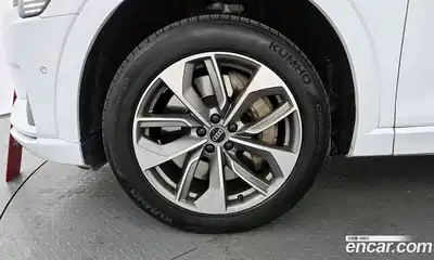 Audi e-tron 2021 0.2 гидро в Москве № 212395, миниатюра 5