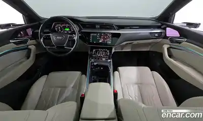 Audi e-tron 2021 0.2 гидро в Москве № 212395, миниатюра 7