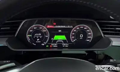 Audi e-tron 2021 0.2 гидро в Москве № 212395, миниатюра 8