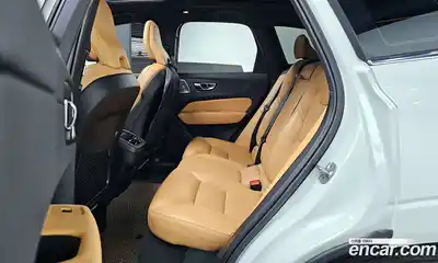 Volvo XC60 2022 2.0 гидро в Москве № 212867, миниатюра 12