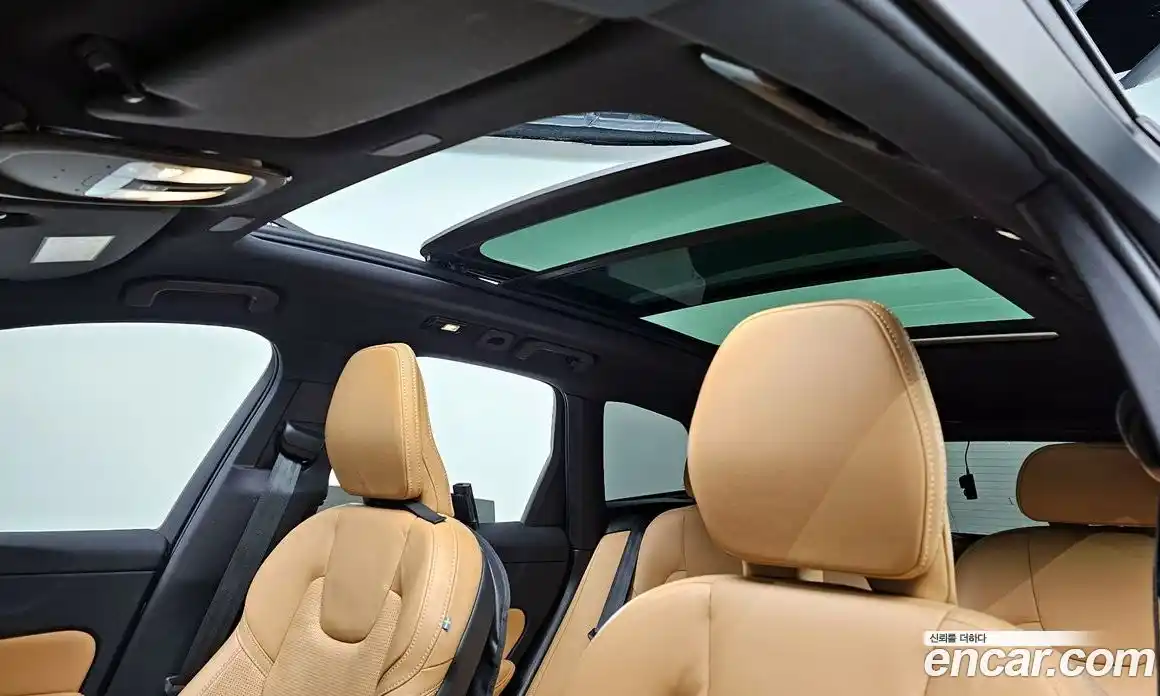 Volvo XC60 2022 2.0 гидро в Москве № 212867, фото 19
