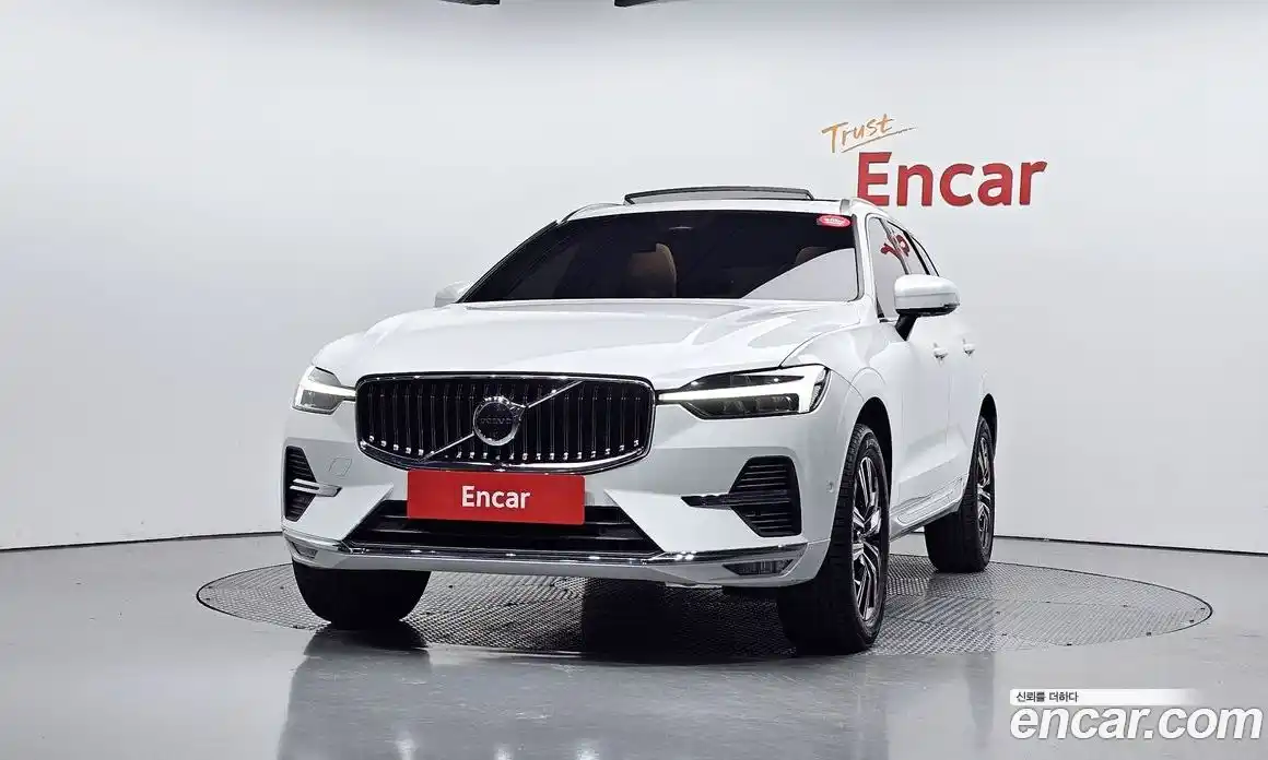 Volvo XC60 2022 2.0 гидро в Москве № 212867, фото 3