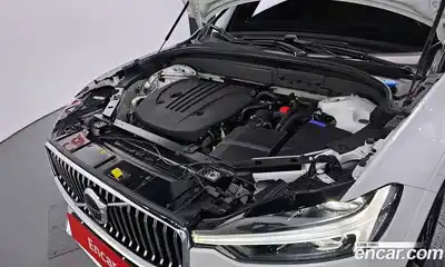 Volvo XC60 2022 2.0 гидро в Москве № 212867, миниатюра 6