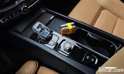 Volvo XC60 2022 2.0 гидро в Москве № 212867, миниатюра 9