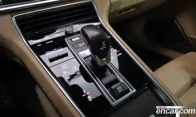 Porsche Panamera 2018 2.9 гидро в Москве № 213288, миниатюра 8